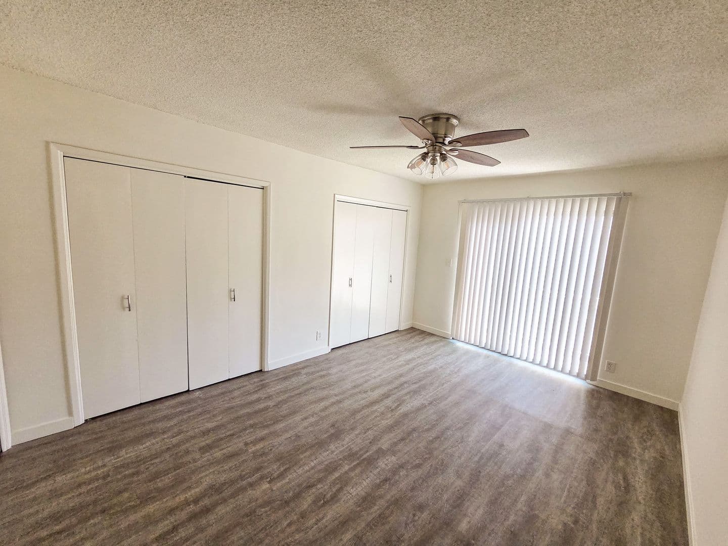 Los Angeles Apartment: 8570 Gregory Way