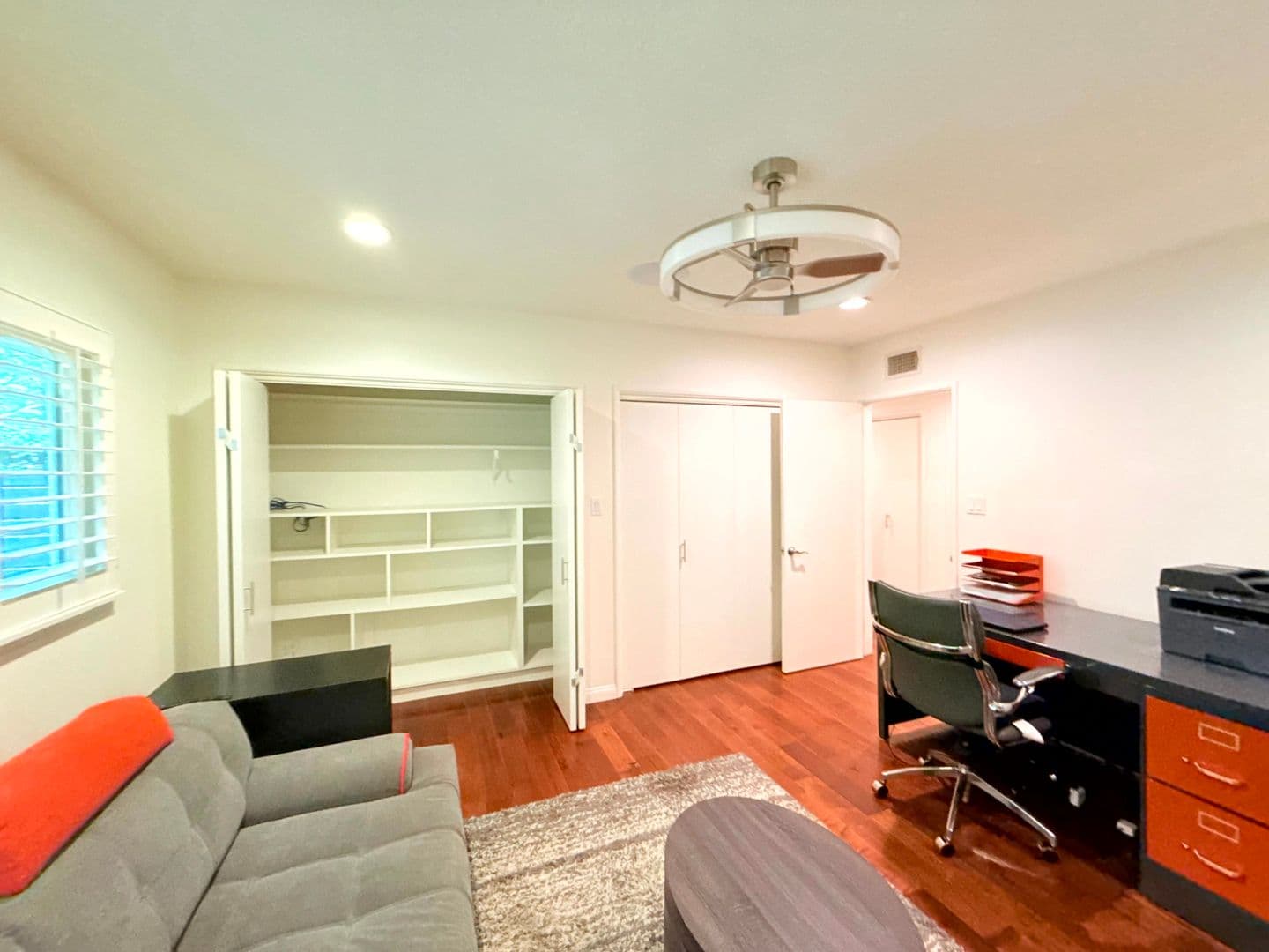 Los Angeles House: 5500 Shenandoah Avenue
