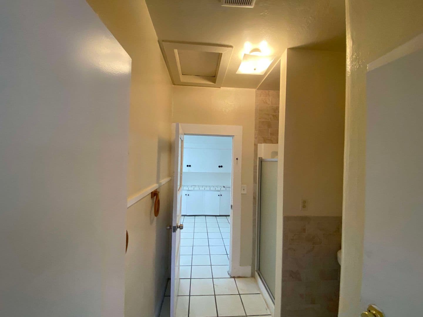 Los Angeles House: 1513 W 45th St