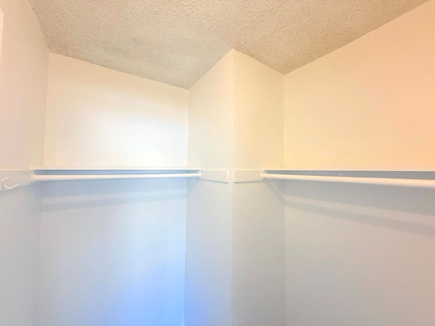Los Angeles Apartment: 1426 South Point View St.