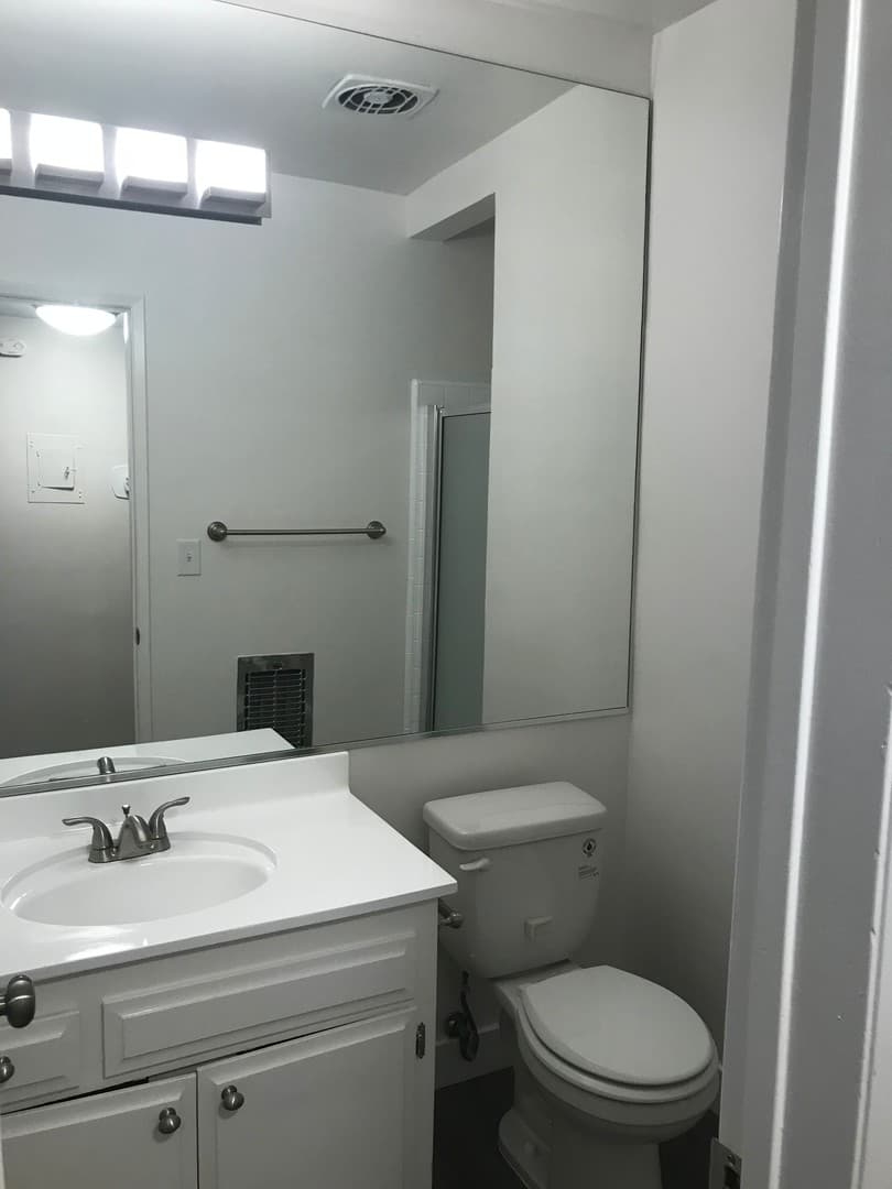 Sherman Oaks Apartment: 4334 Matilija Ave.