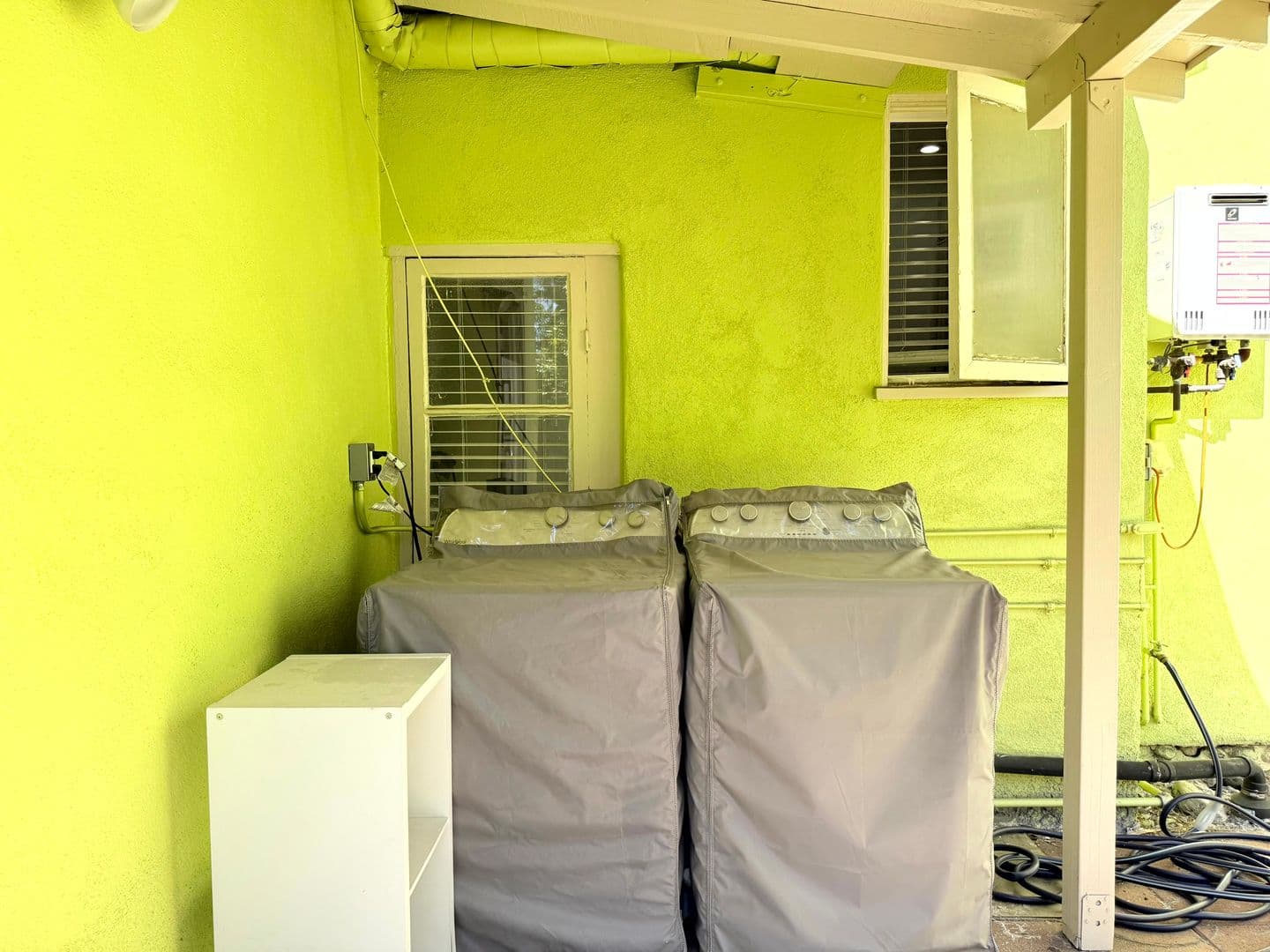 Pasadena Apartment: 607-611 N. El Molino Ave.