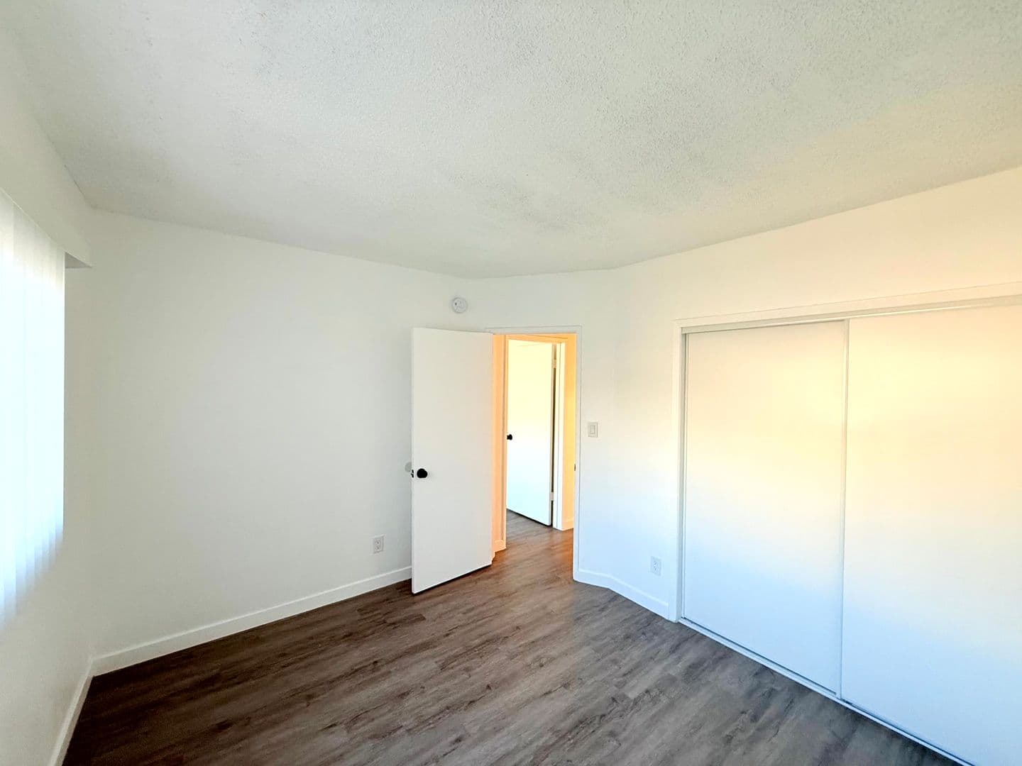 Los Angeles Apartment: 1426 South Point View St.
