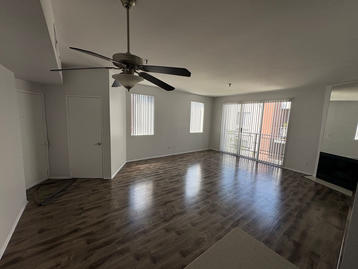 Los Angeles Apartment: 1443 N. Fuller Avenue