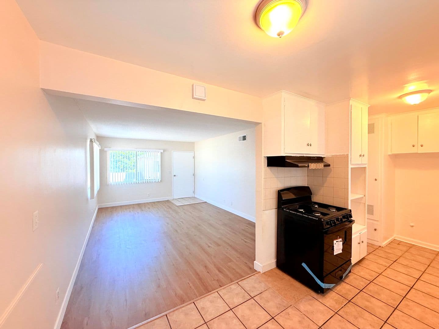 Lynwood Apartment: 11185 Carson Drive