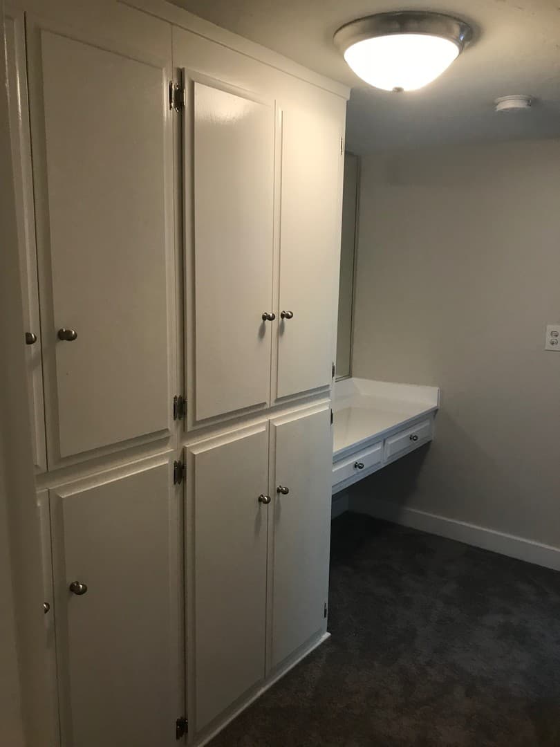 Sherman Oaks Apartment: 4334 Matilija Ave.