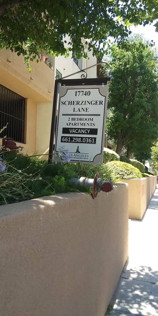 Santa Clarita Apartment: 17740 Scherzinger Lane