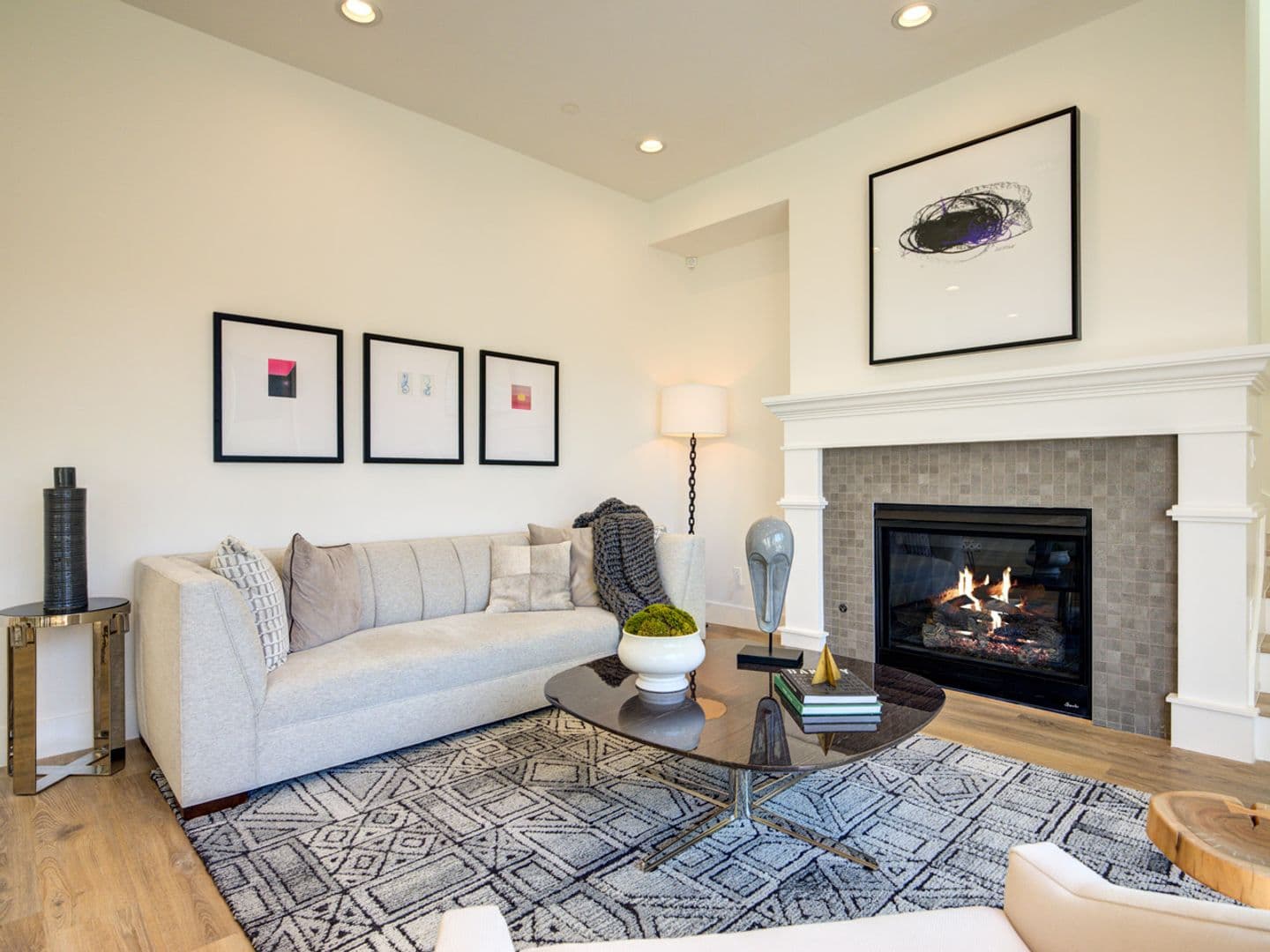 Los Angeles Townhome: 6016 - 6018 Comey Ave