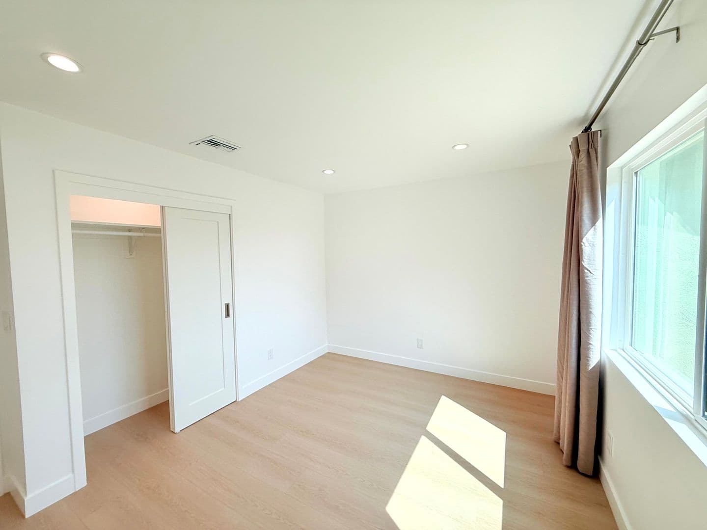 Pacoima Multiplex: 10839 Fellows Avenue - 10839 - House