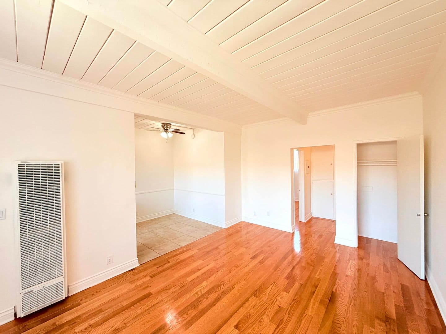 Los Angeles Apartment: 1376 N. Serrano Avenue