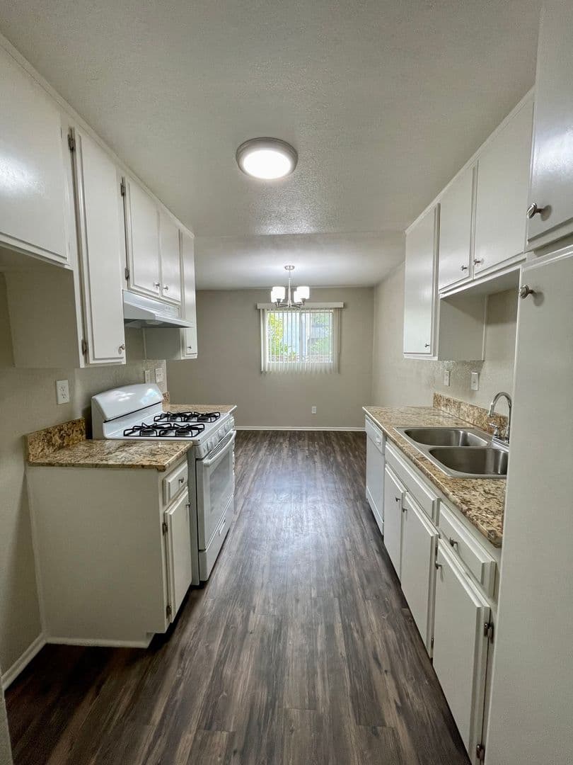 Castaic Apartment: 31717 Ridge Route Road