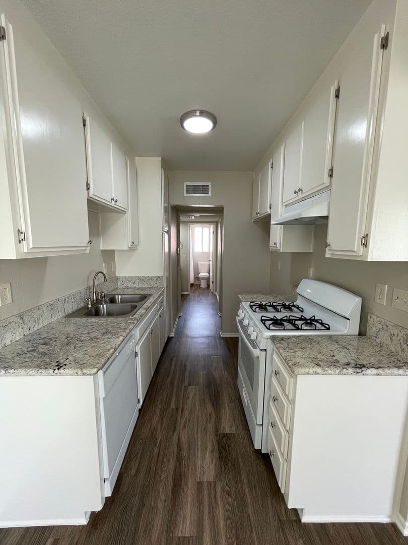 Castaic Apartment: 31717 Ridge Route Road