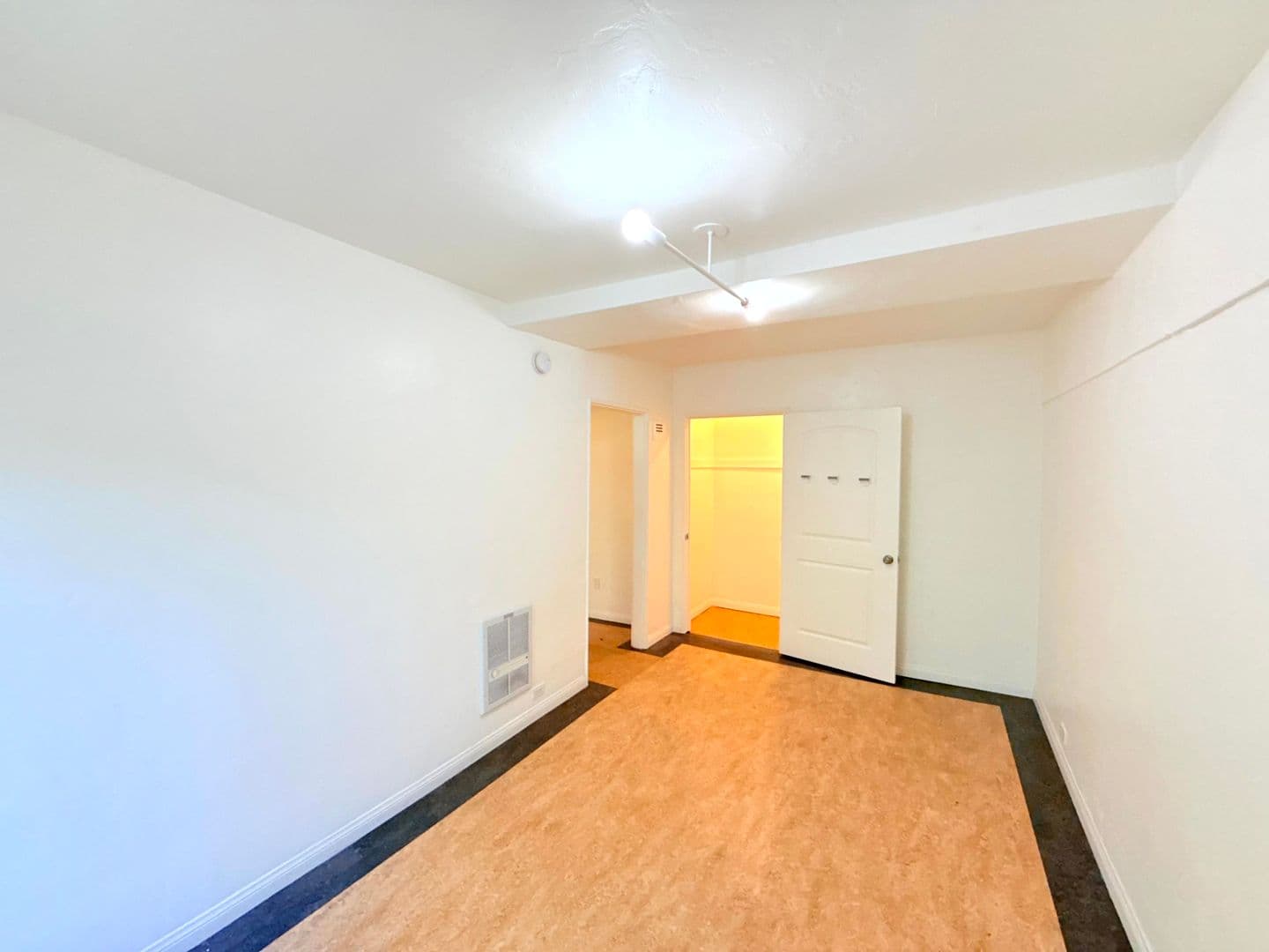 Los Angeles Apartment: 3919 W. 8th Street