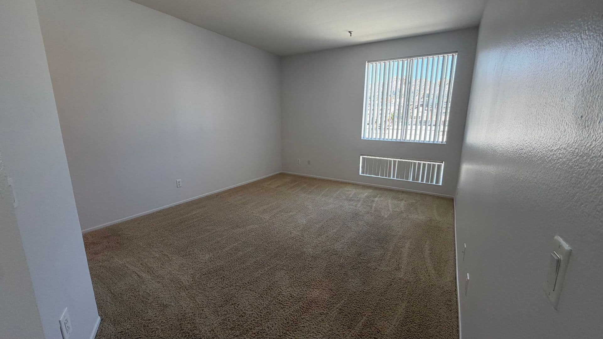 Los Angeles Apartment: 1443 N. Fuller Avenue