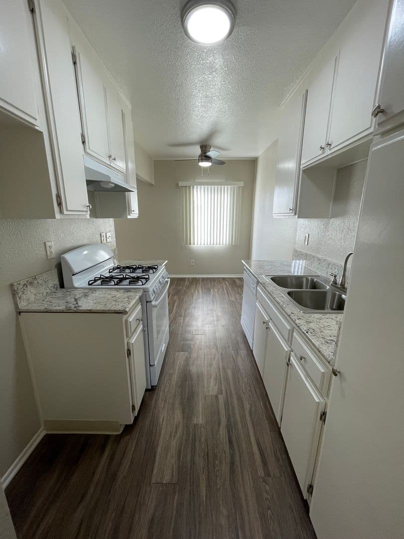 Castaic Apartment: 31717 Ridge Route Road