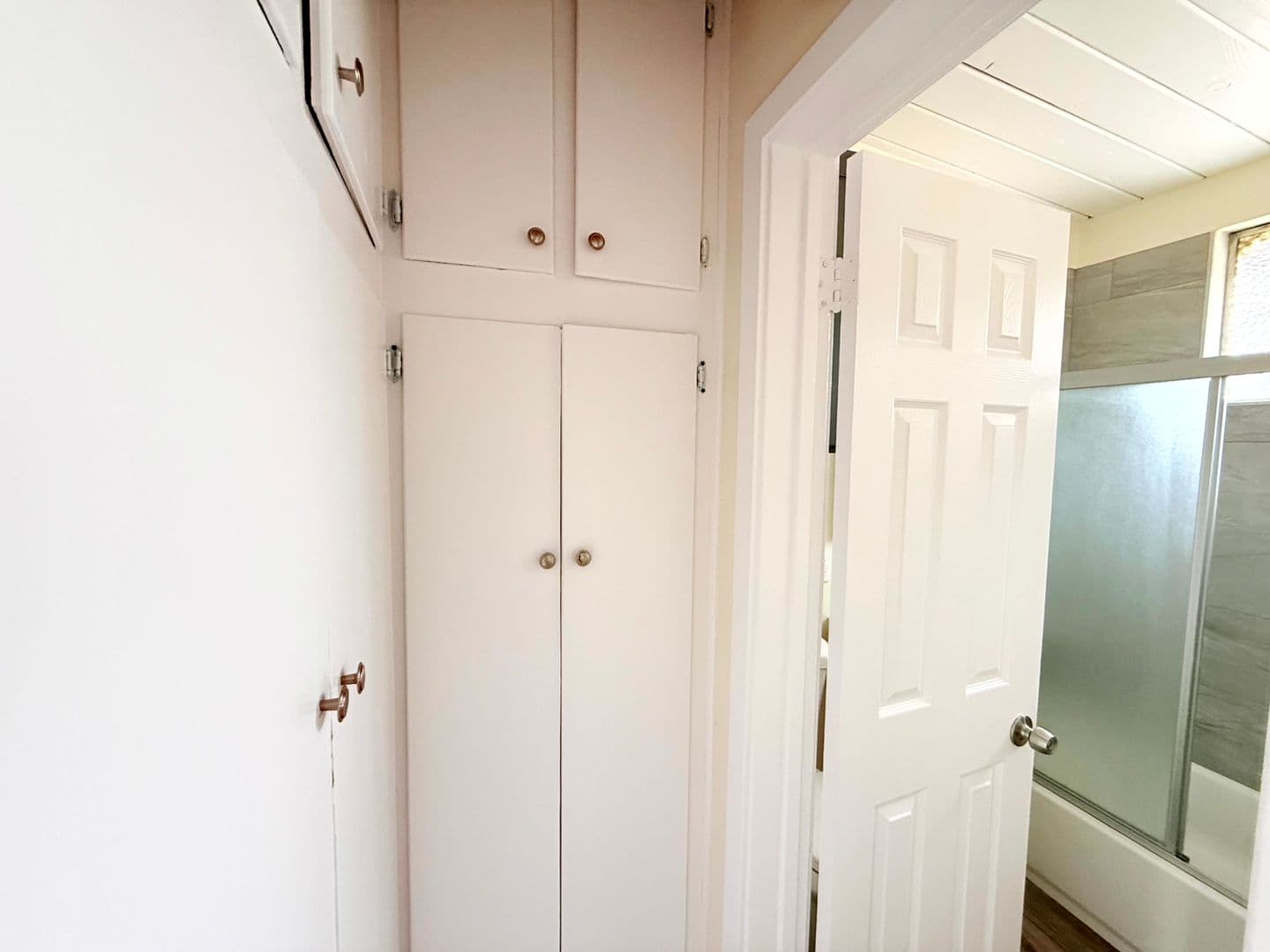 Pasadena Apartment: 753 Worcester Avenue