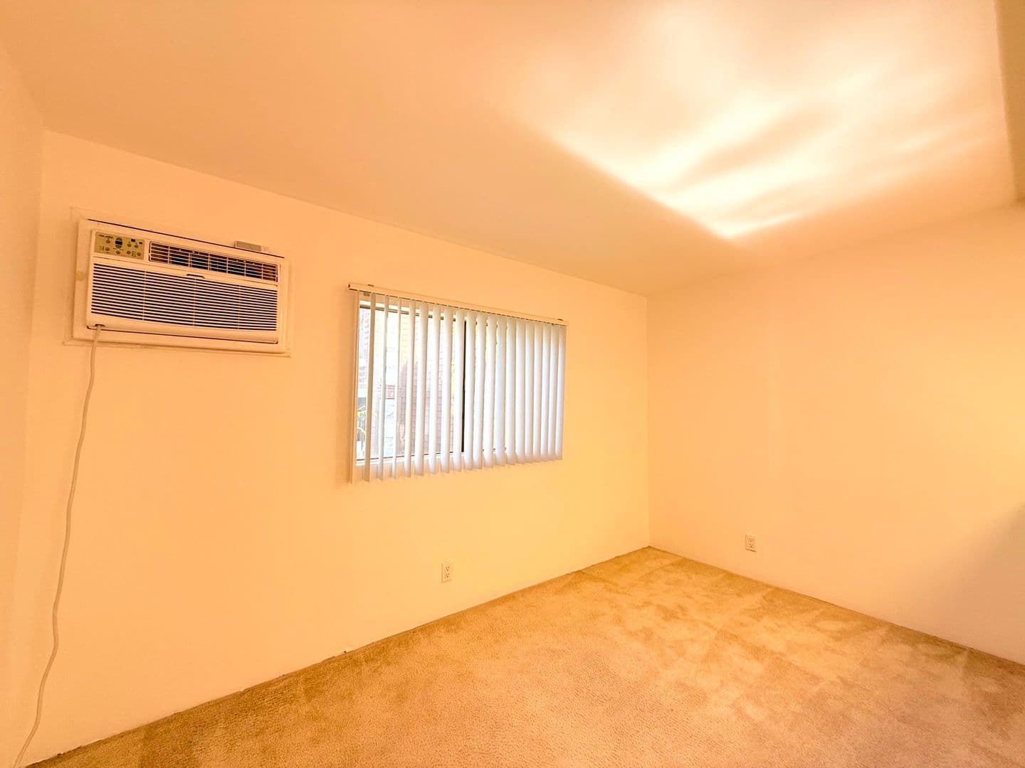 Los Angeles Apartment: 6200-6206 Fountain Avenue