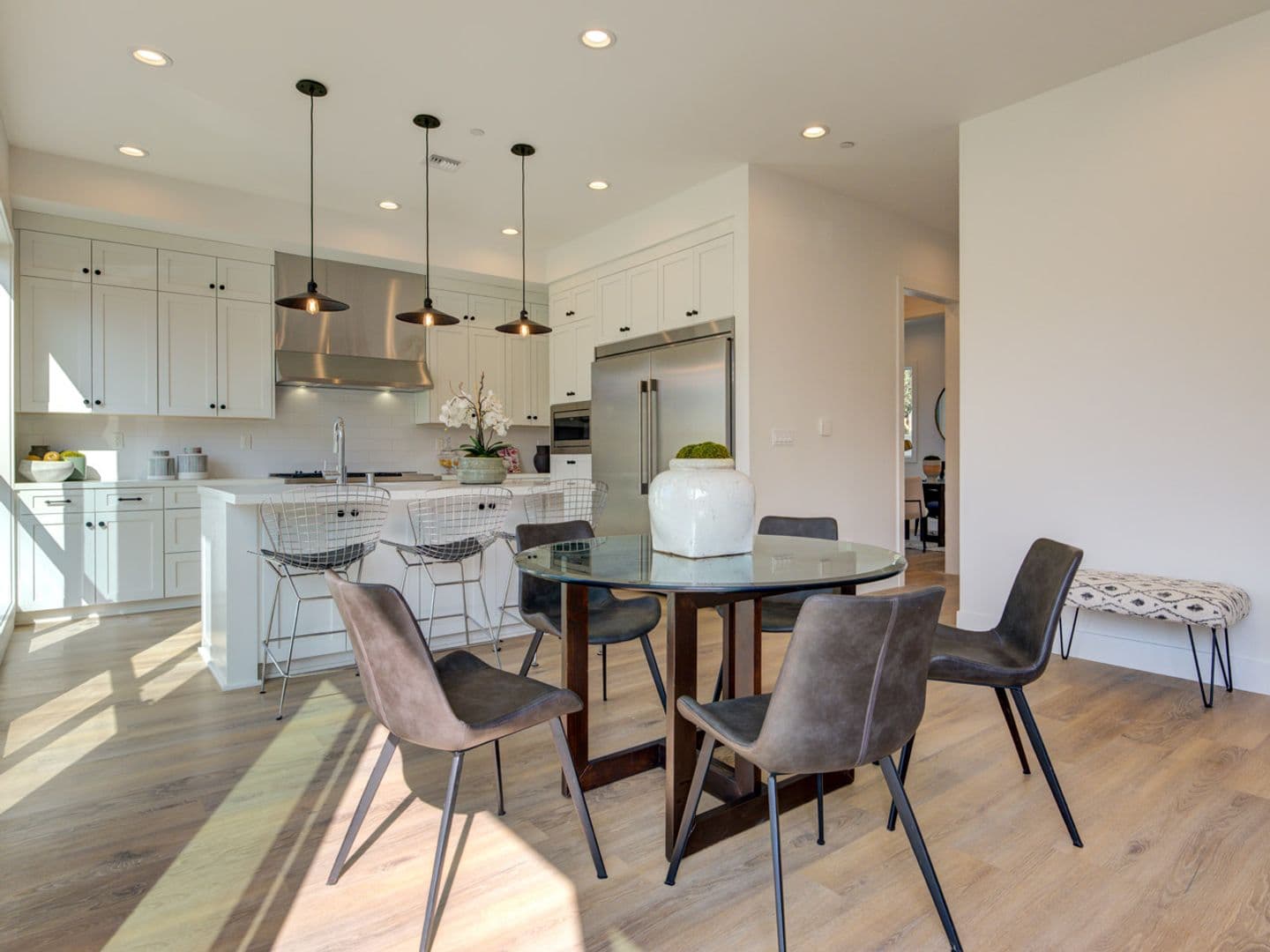 Los Angeles Townhome: 6016 - 6018 Comey Ave