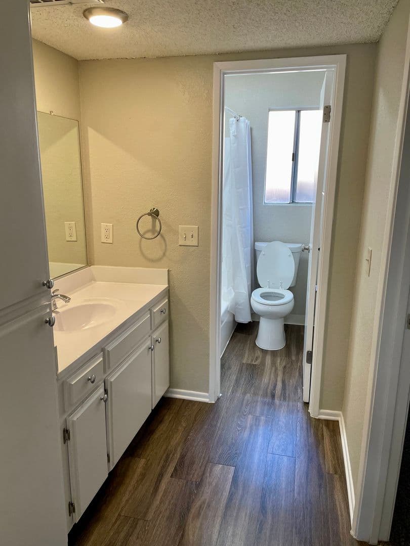 Castaic Apartment: 31717 Ridge Route Road