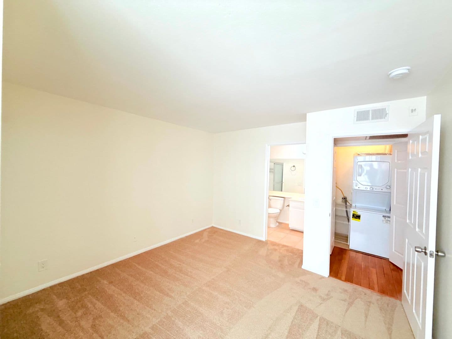 Studio City Apartment: 4202 Tujunga Ave