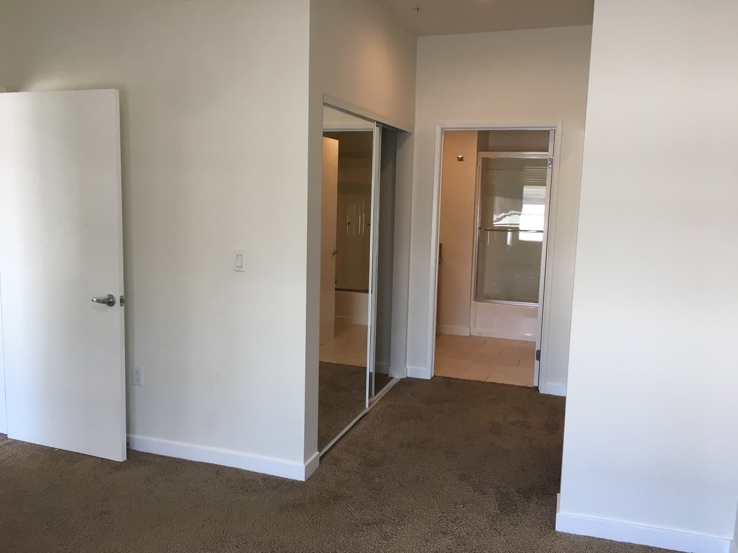 Canoga Park Apartment: 6816 Independence Ave