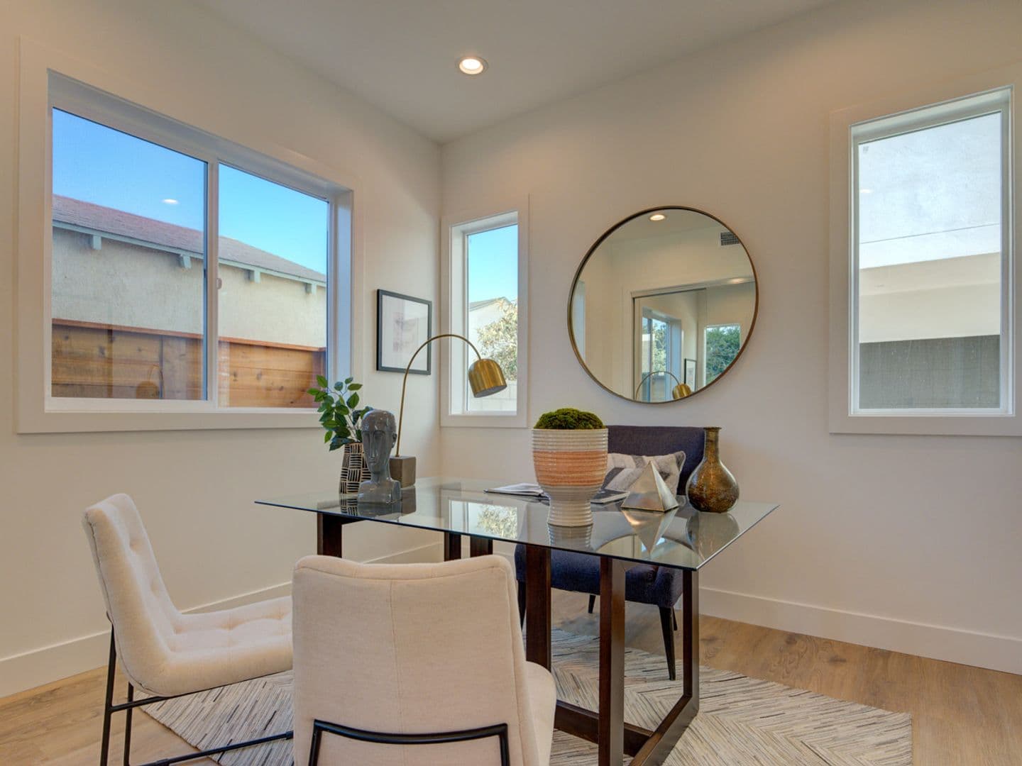 Los Angeles Townhome: 6016 - 6018 Comey Ave