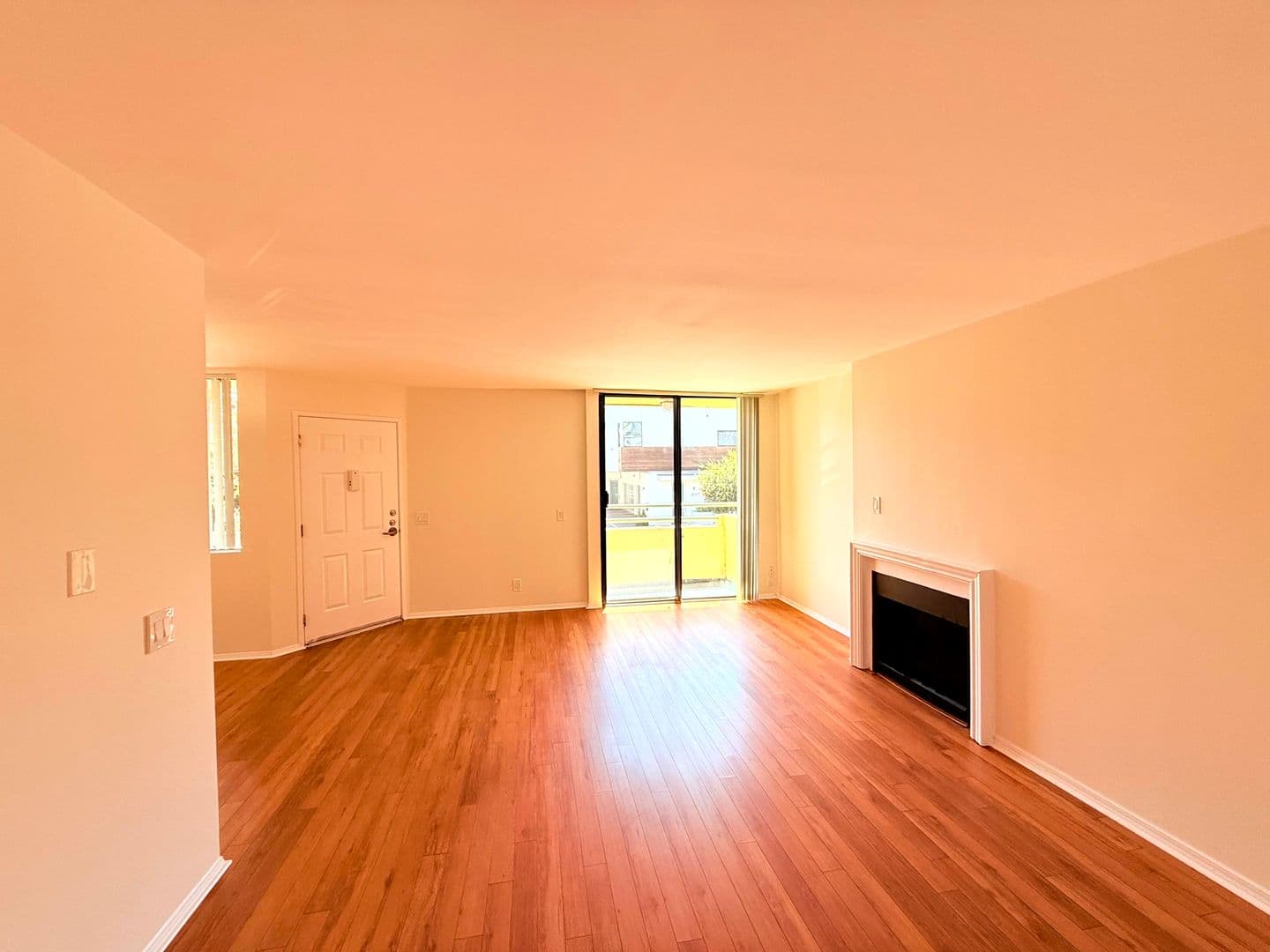 Studio City Apartment: 4202 Tujunga Ave