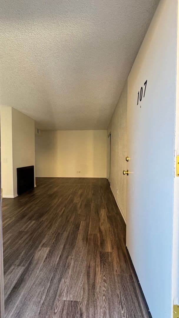 Castaic Apartment: 31727 Ridge Route Road