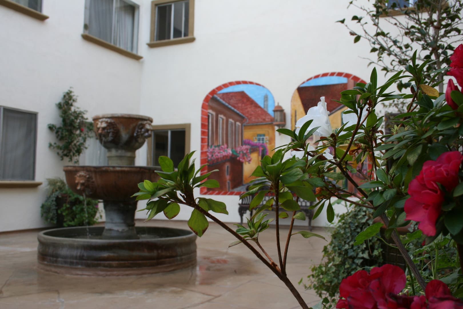Sherman Oaks Apartment: 4647 Vista Del Monte