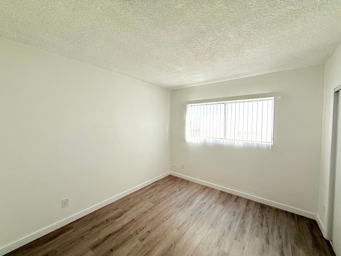 Los Angeles Apartment: 1426 South Point View St.
