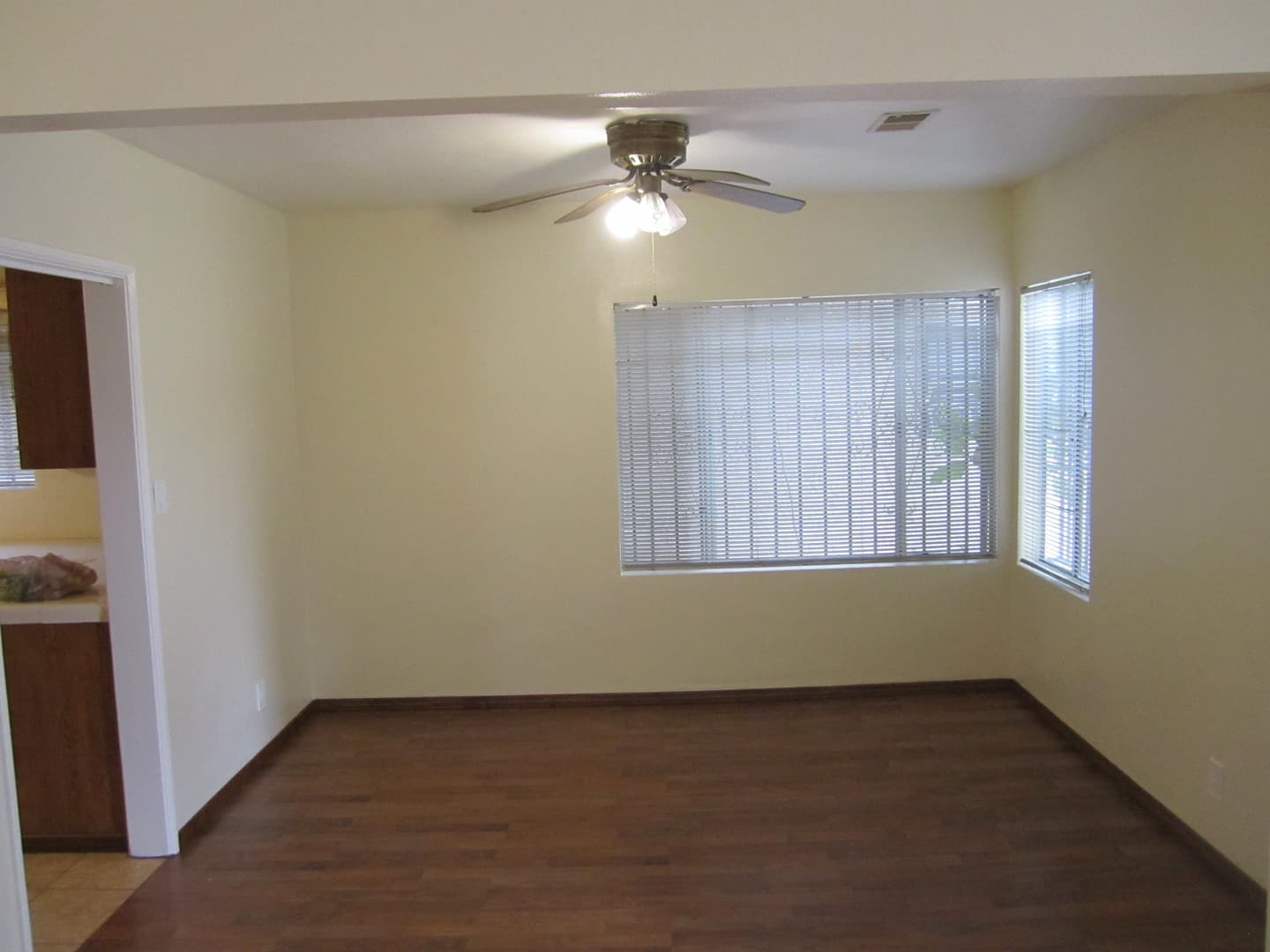 East Los Angeles Apartment: 6165-6167 E Olympic Blvd