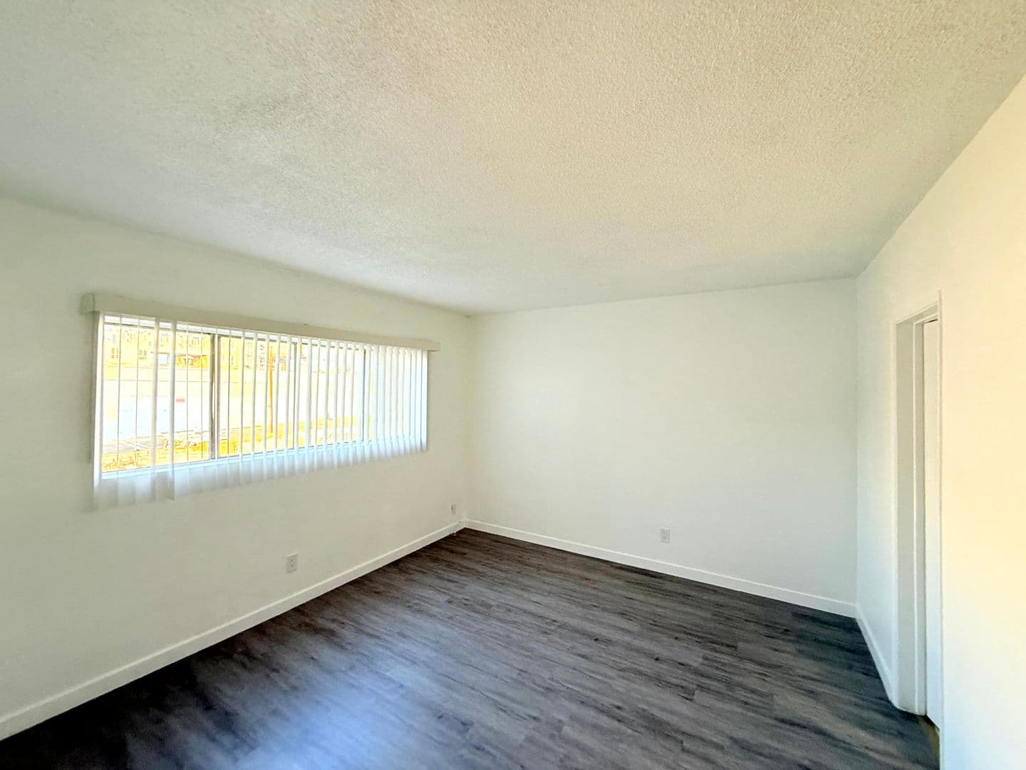 Los Angeles Apartment: 1426 South Point View St.