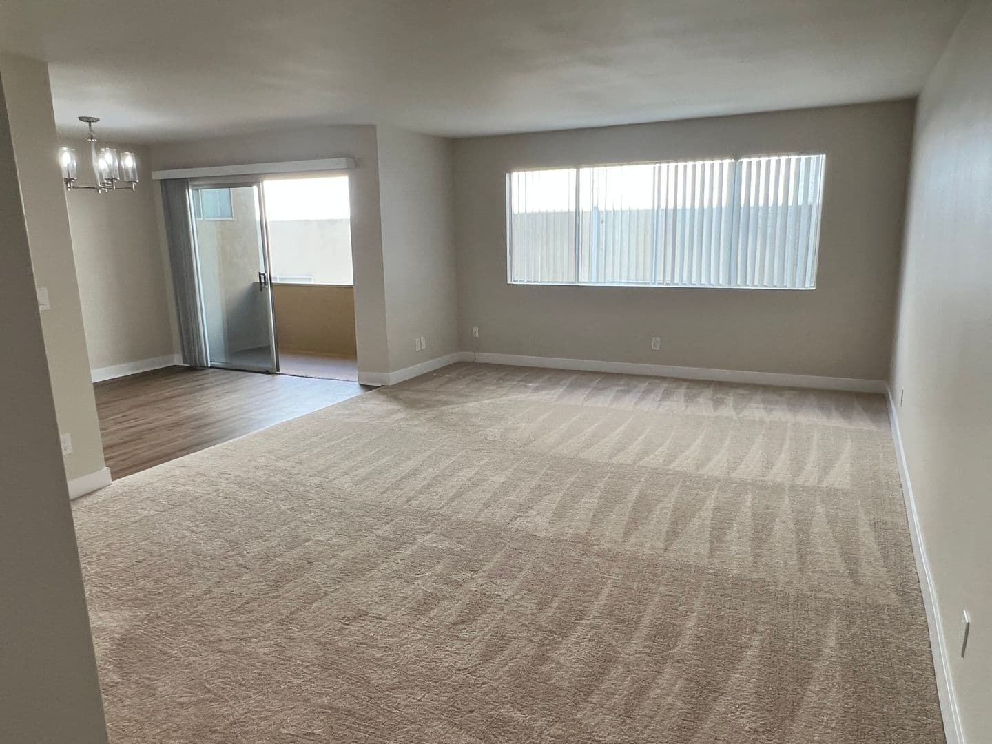 Sherman Oaks Apartment: 4647 Vista Del Monte