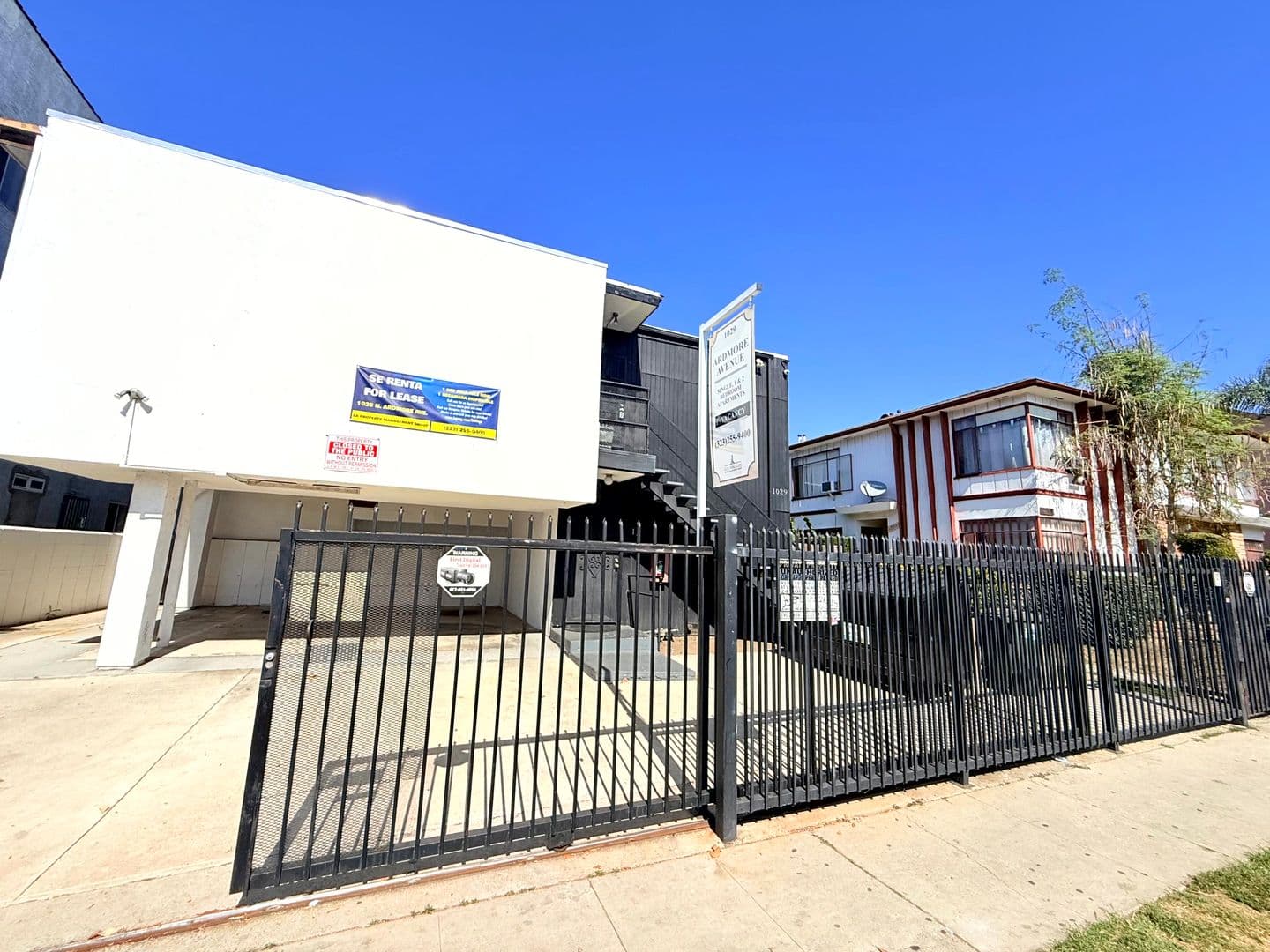 Los Angeles Apartment: 1029 N. Ardmore Avenue