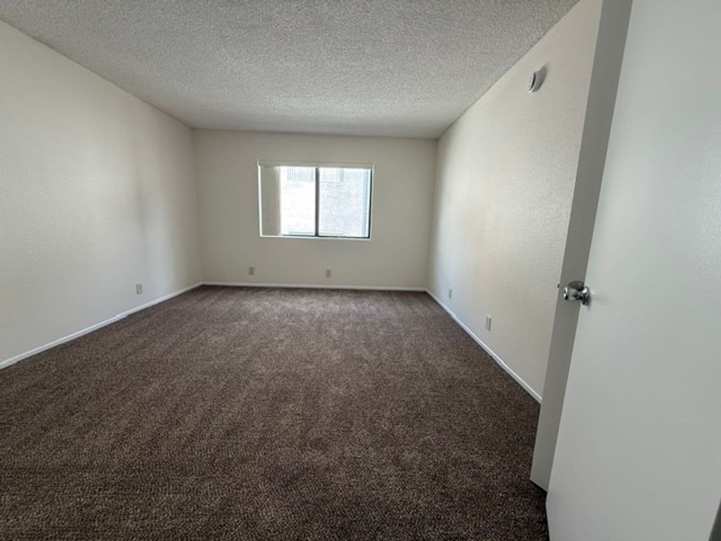 Reseda Apartment: 7235 Baird Avenue