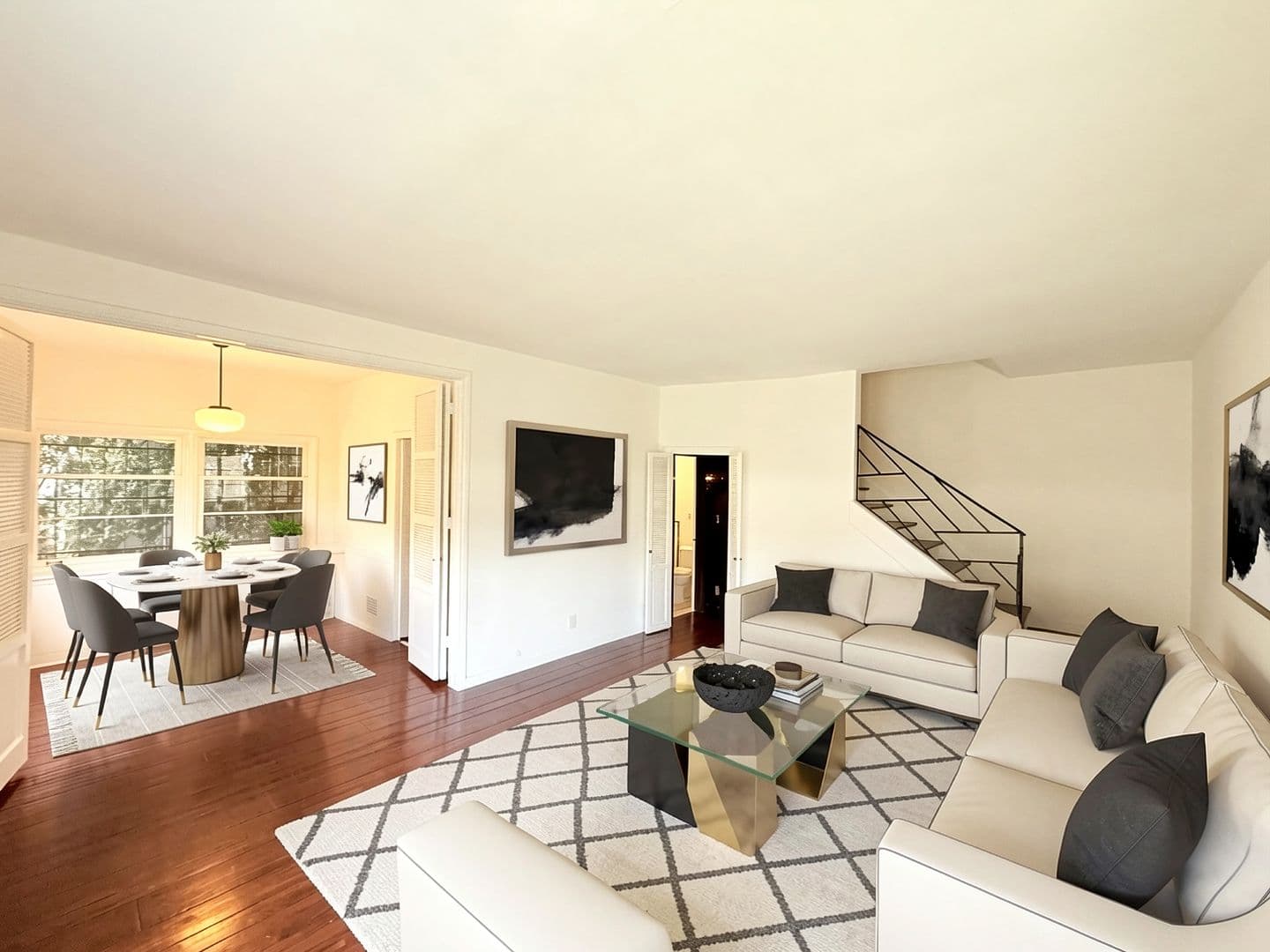 Los Angeles Apartment: 7660 Hollywood Boulevard