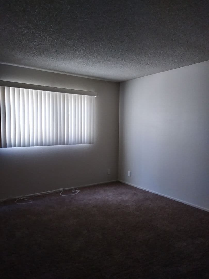 Santa Clarita Apartment: 17740 Scherzinger Lane