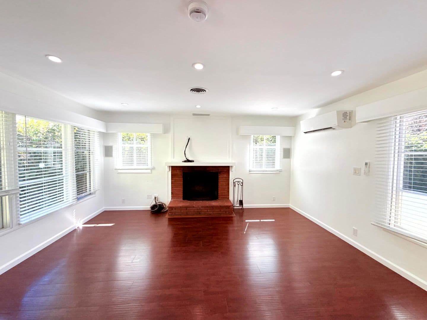 Pasadena Apartment: 607-611 N. El Molino Ave.