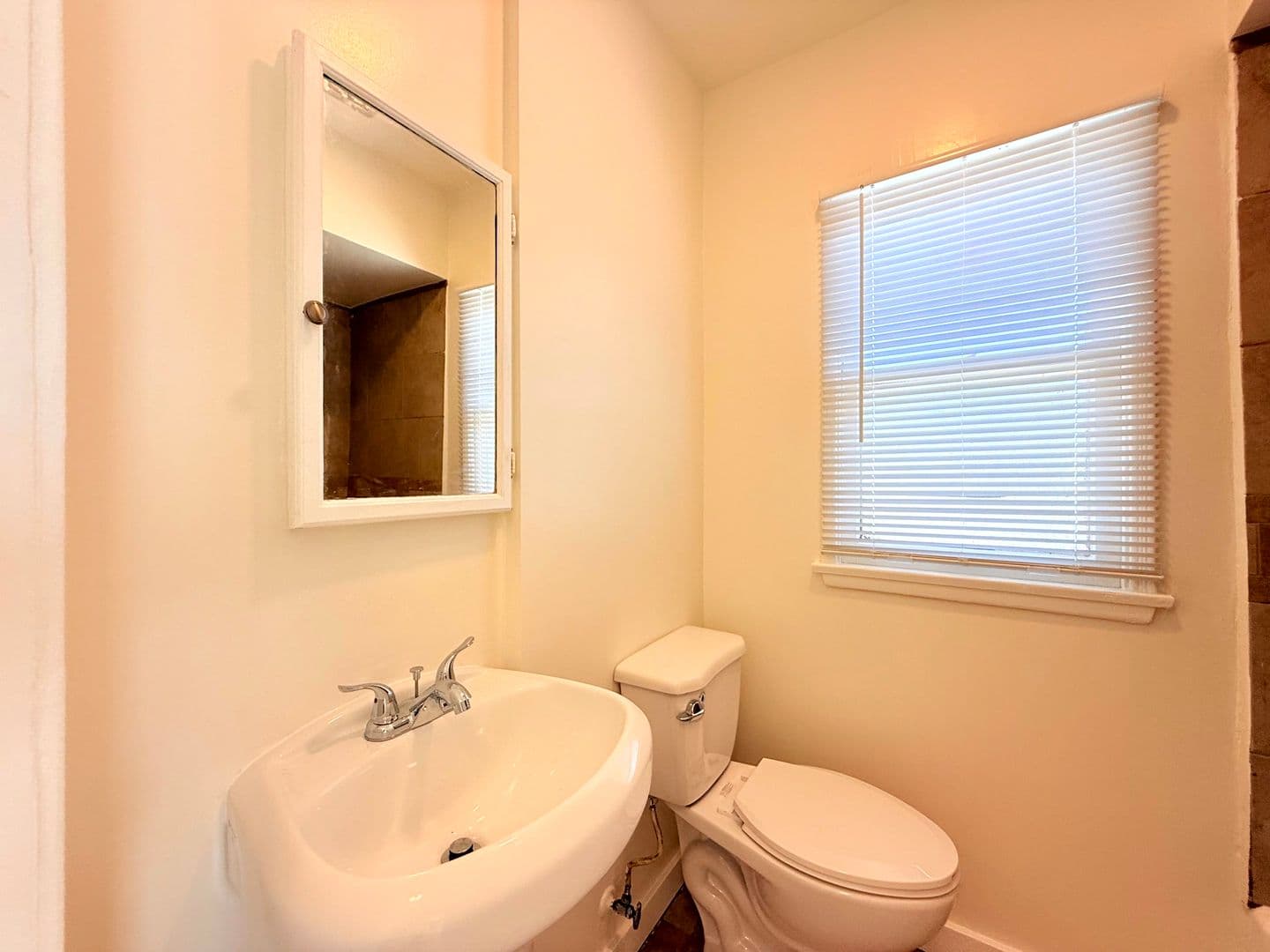 Pasadena Apartment: 357-373 E. Washington Blvd.