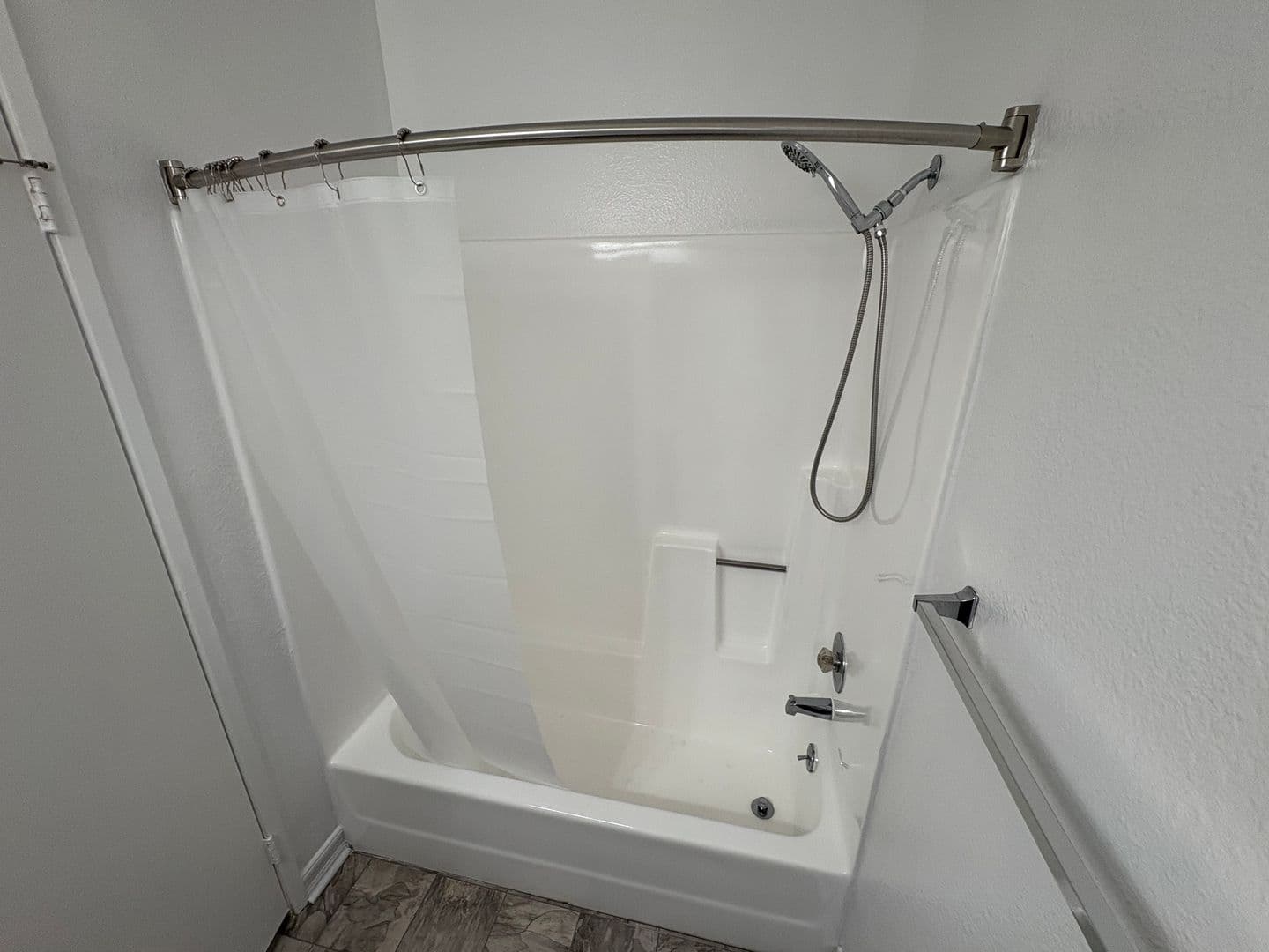 Los Angeles Apartment: 1443 N. Fuller Avenue