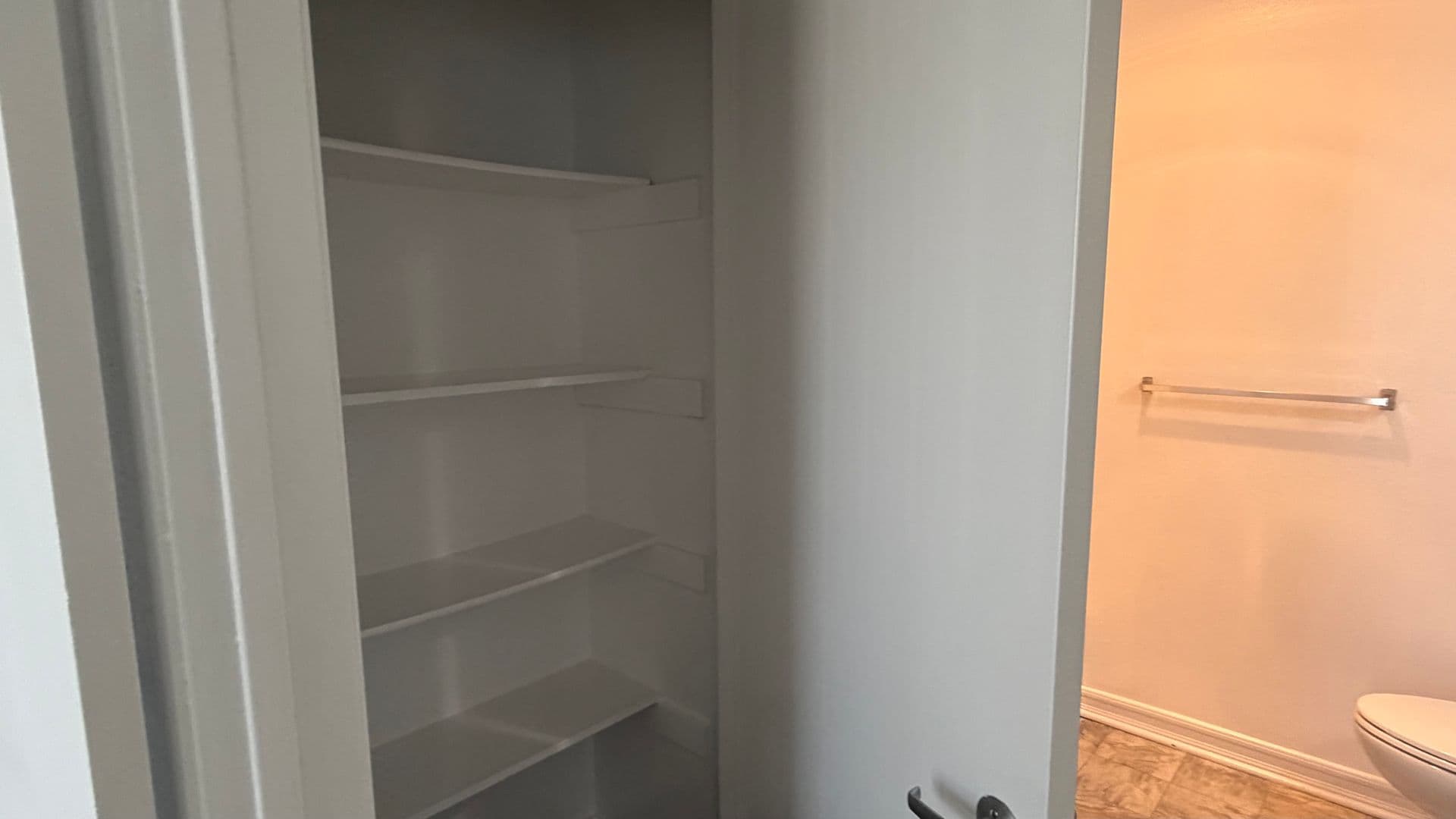 Los Angeles Apartment: 1443 N. Fuller Avenue
