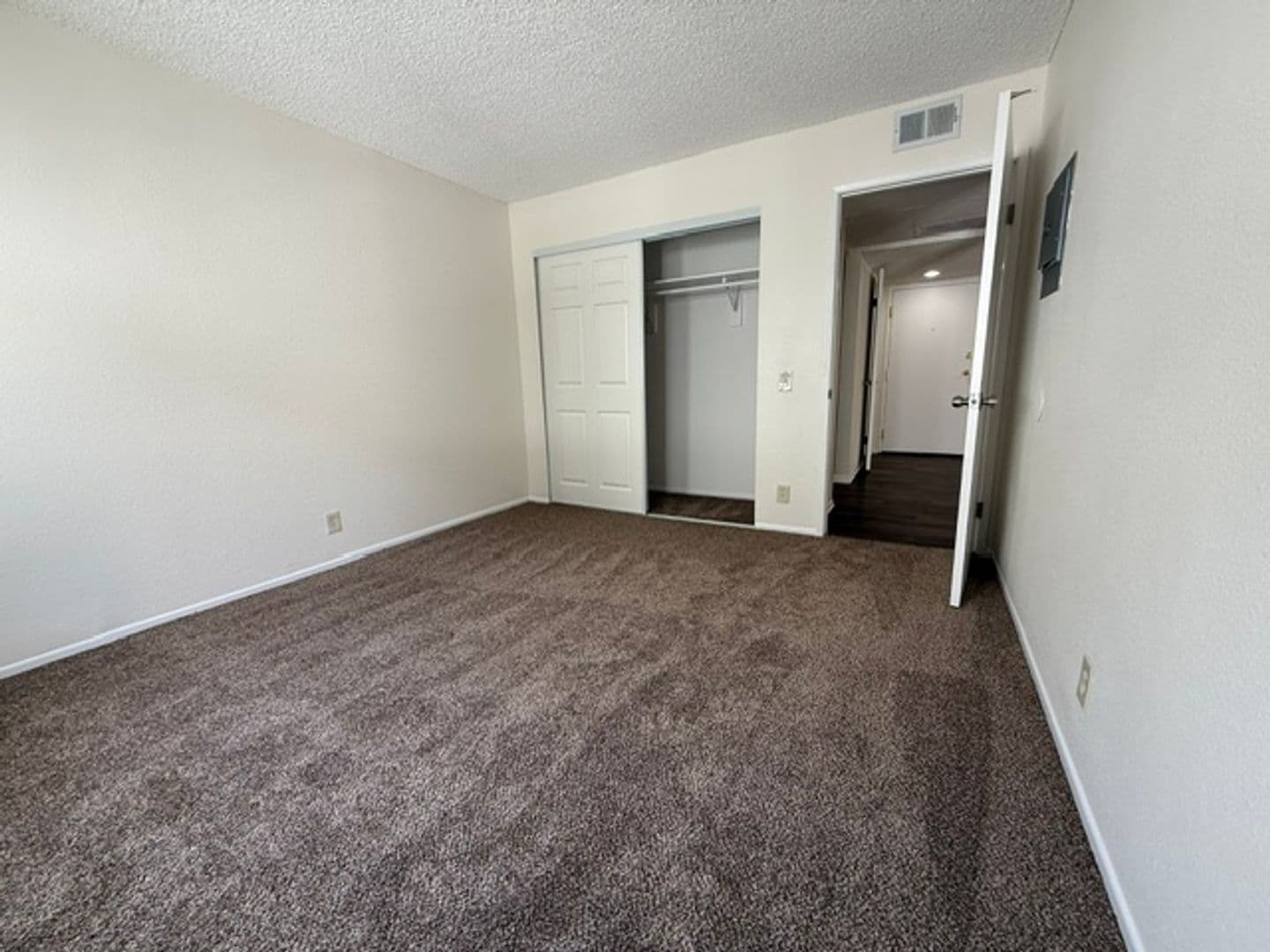 Reseda Apartment: 7235 Baird Avenue