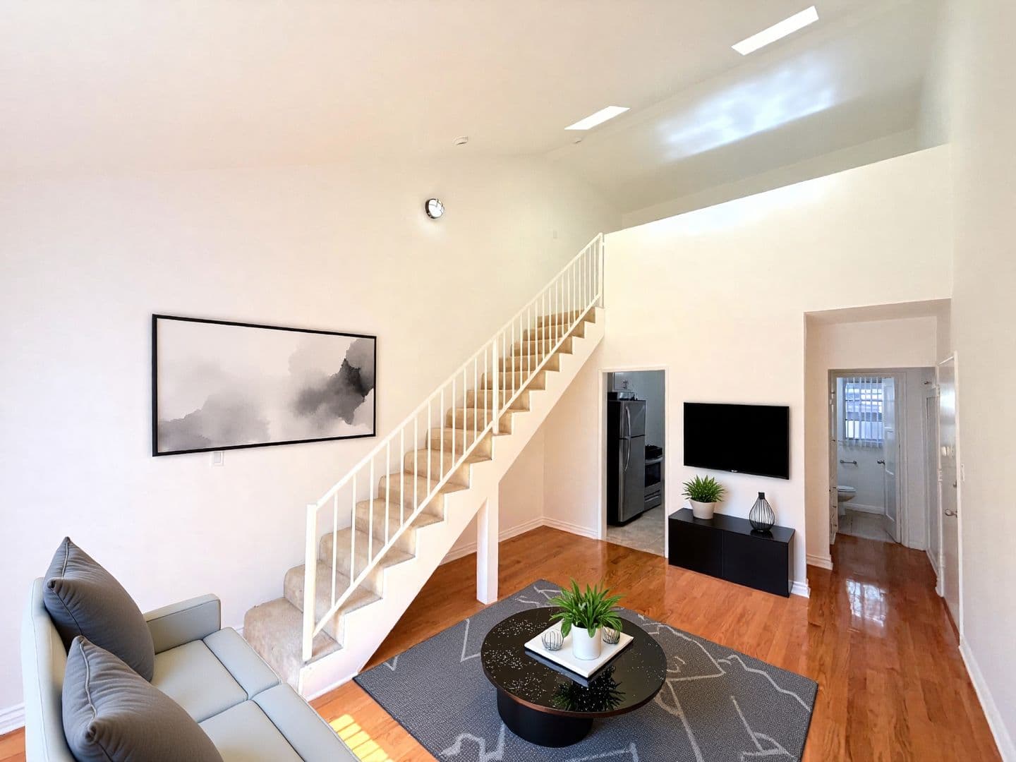 Los Angeles Apartment: 6200-6206 Fountain Avenue