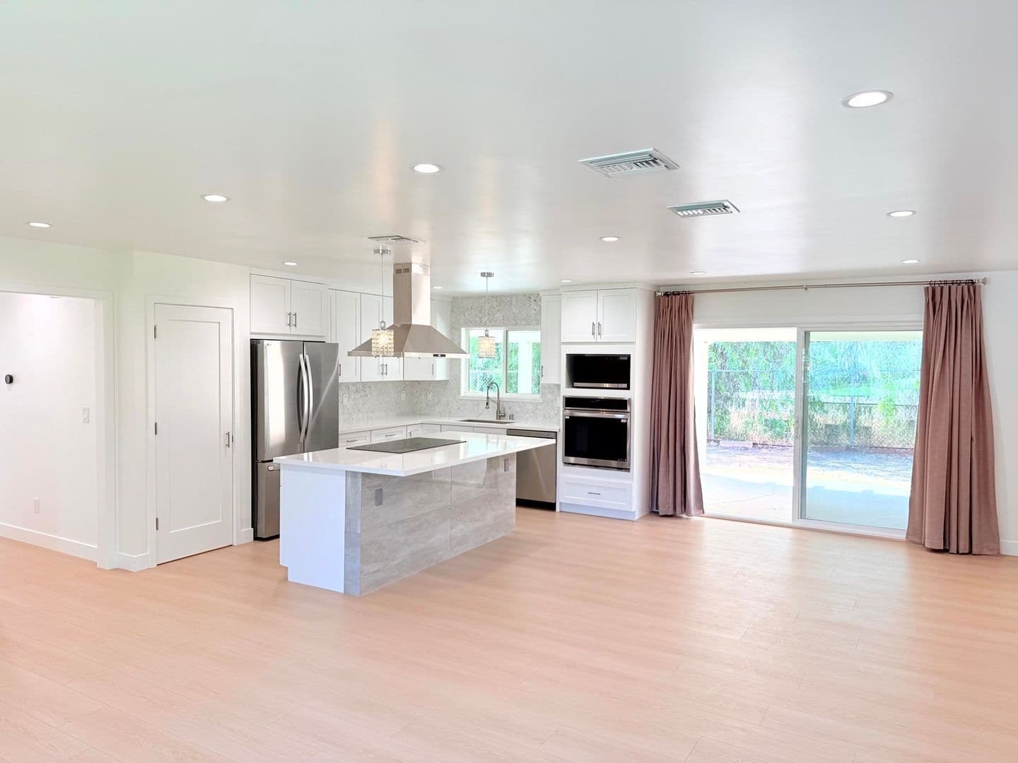 Pacoima Multiplex: 10839 Fellows Avenue - 10839 - House
