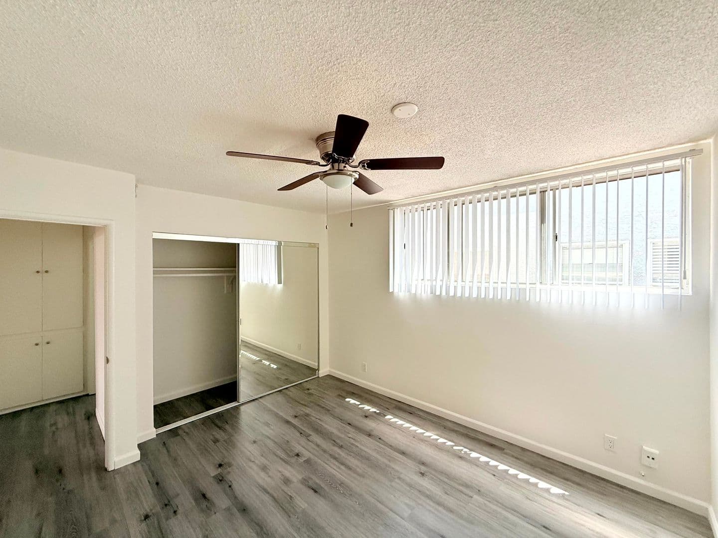 Los Angeles Apartment: 1029 N. Ardmore Avenue