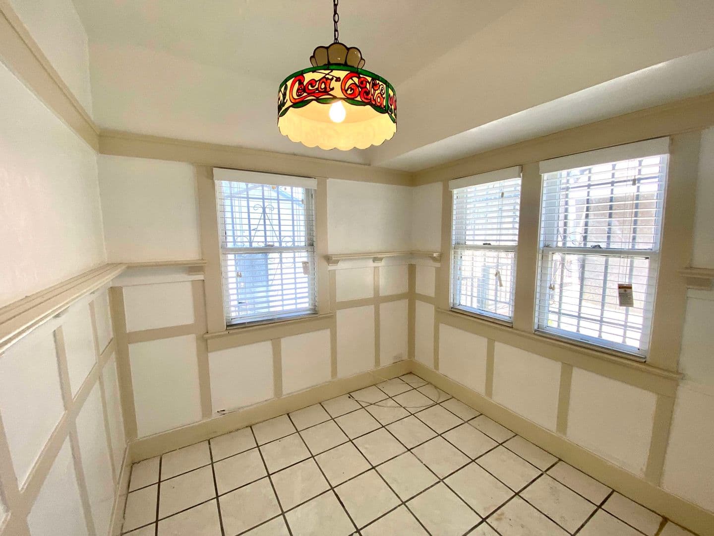 Los Angeles House: 1513 W 45th St