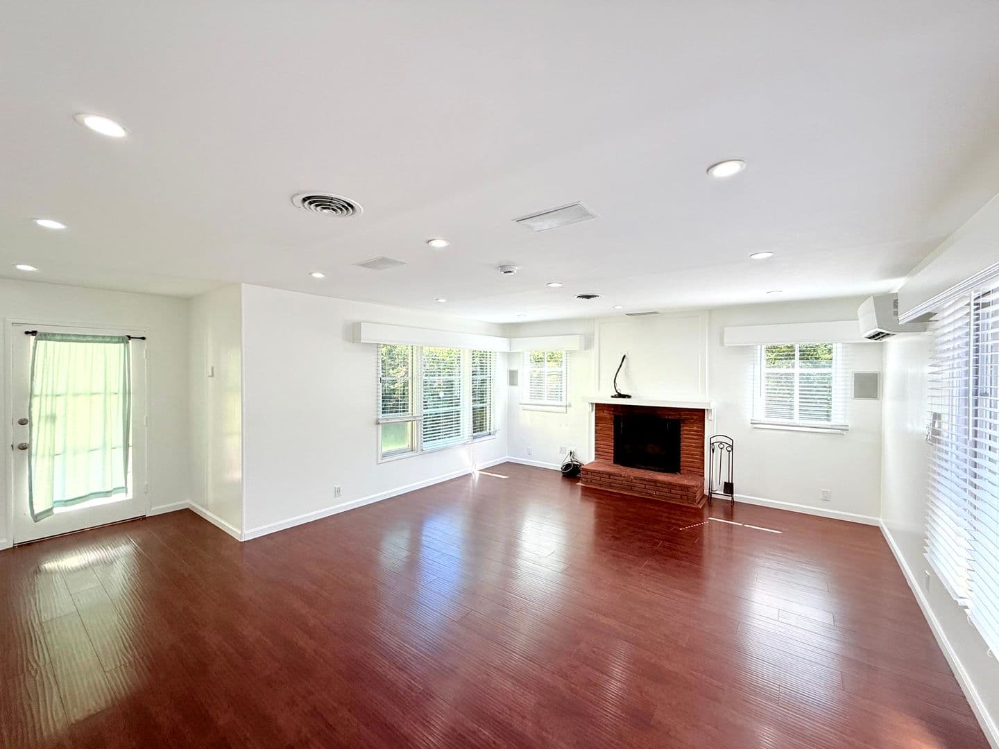 Pasadena Apartment: 607-611 N. El Molino Ave.