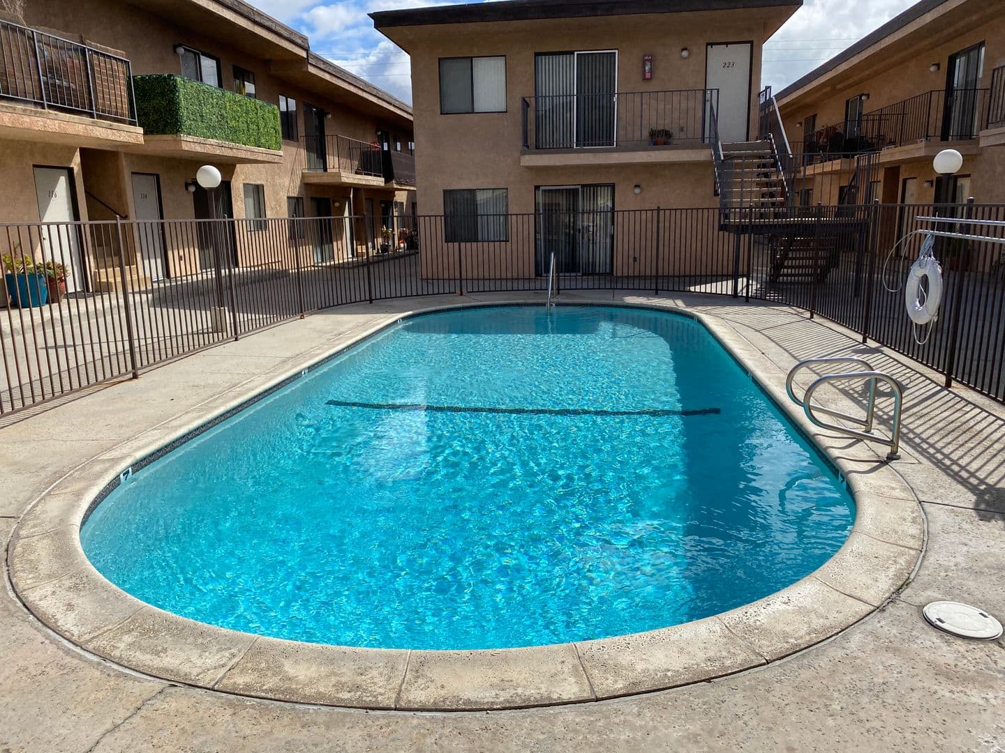Castaic Apartment: 31727 Ridge Route Road