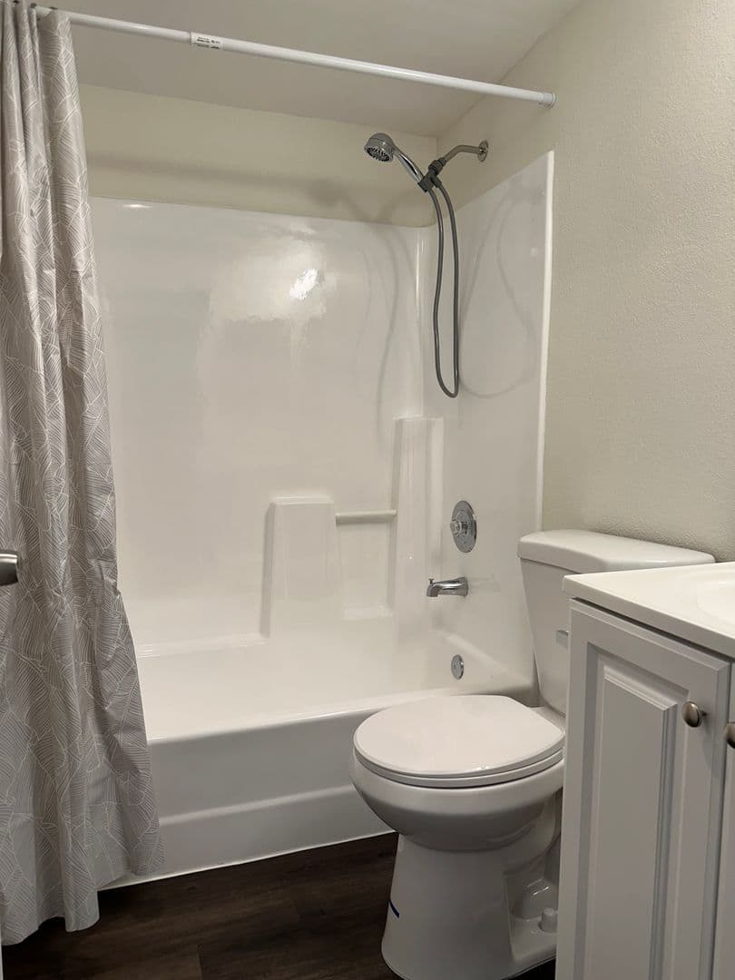 Castaic Apartment: 31727 Ridge Route Road