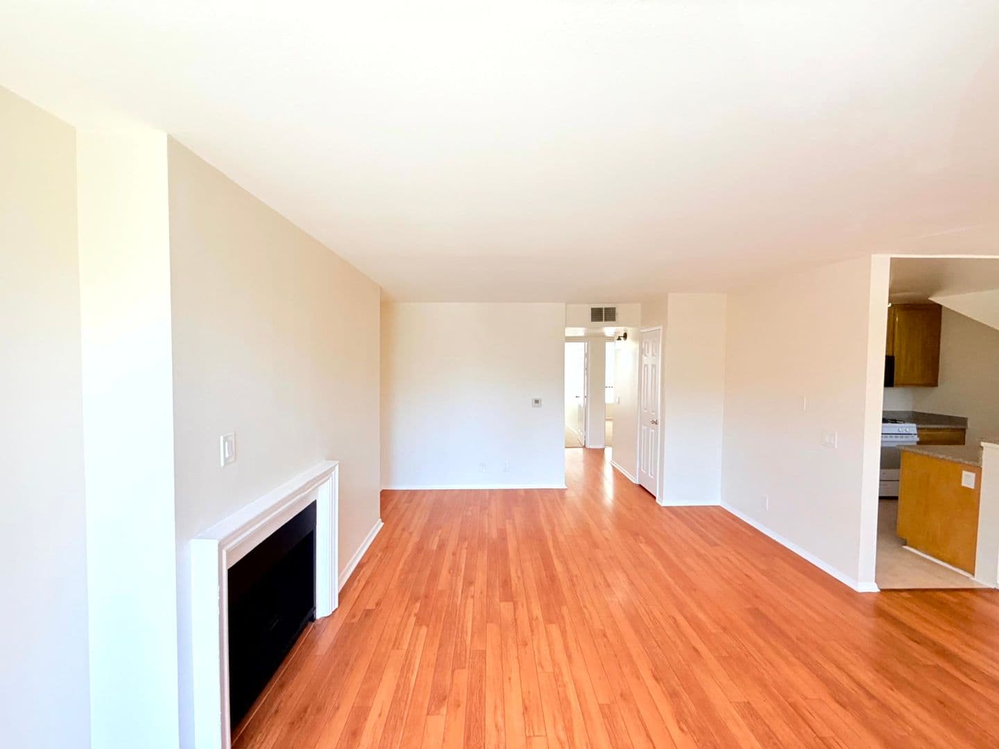 Studio City Apartment: 4202 Tujunga Ave